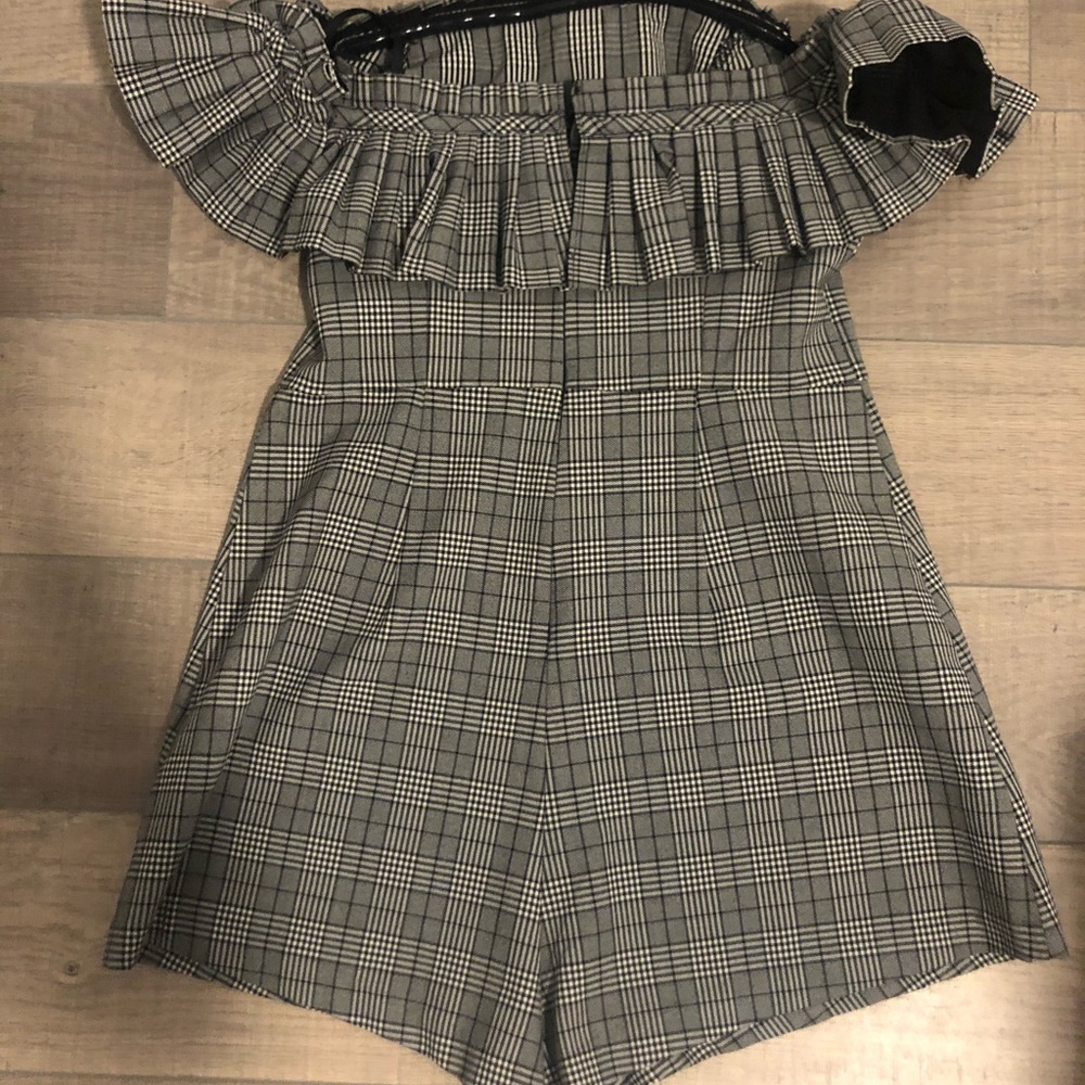 Urban Outfitters Plaid Romper - Picture 2 of 3